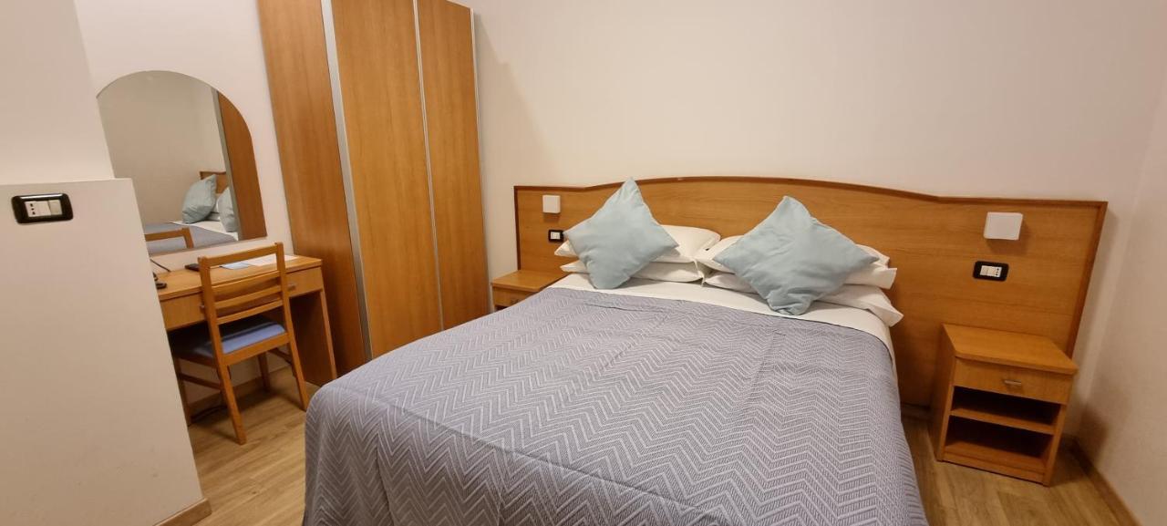Hotel Mare Blu -- Boutique Pineto Kültér fotó