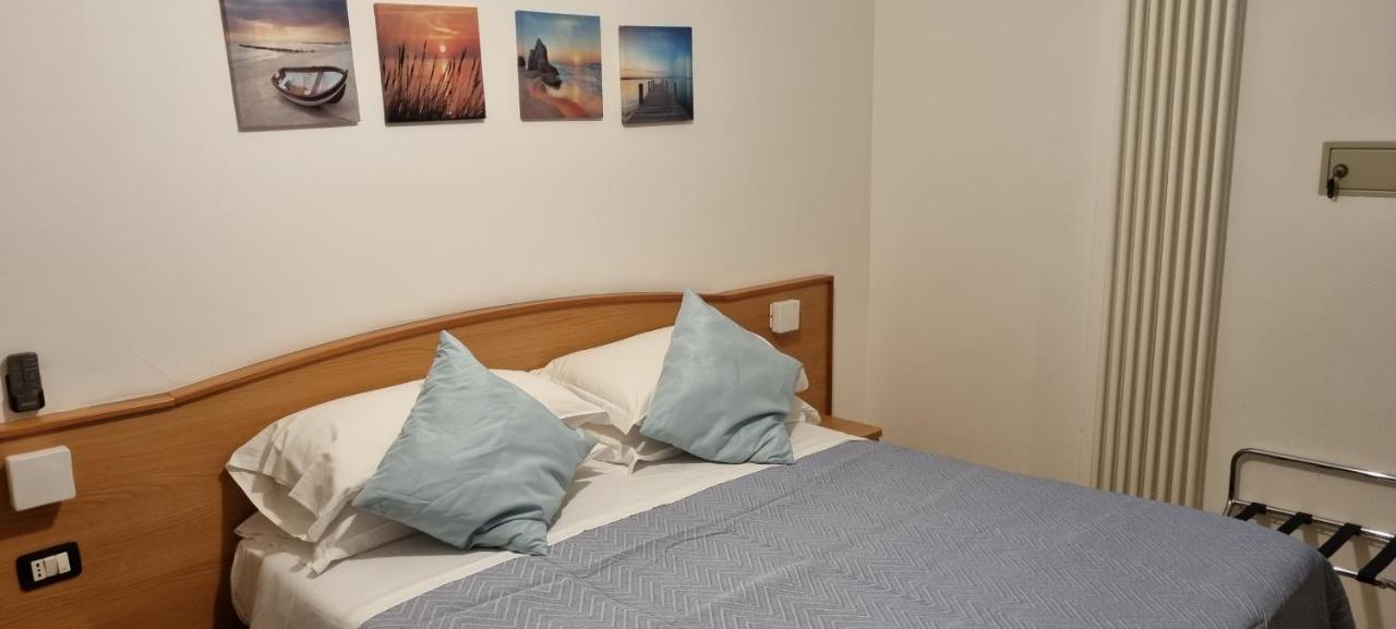 Hotel Mare Blu -- Boutique Pineto Kültér fotó