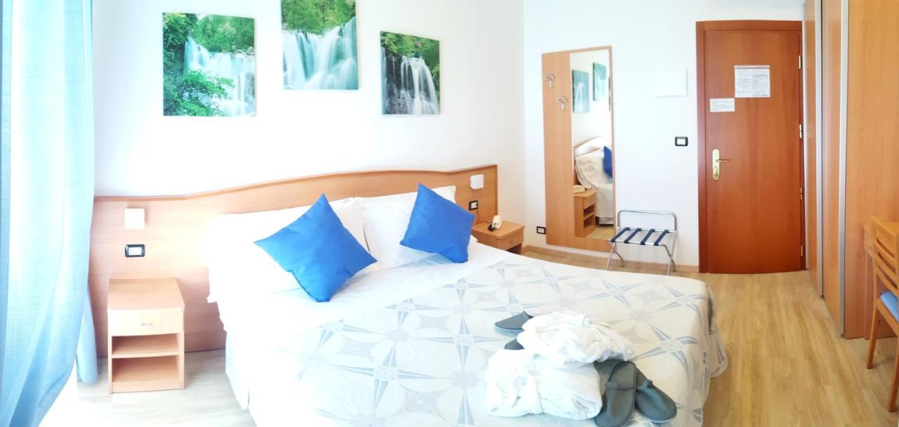Hotel Mare Blu -- Boutique Pineto Kültér fotó